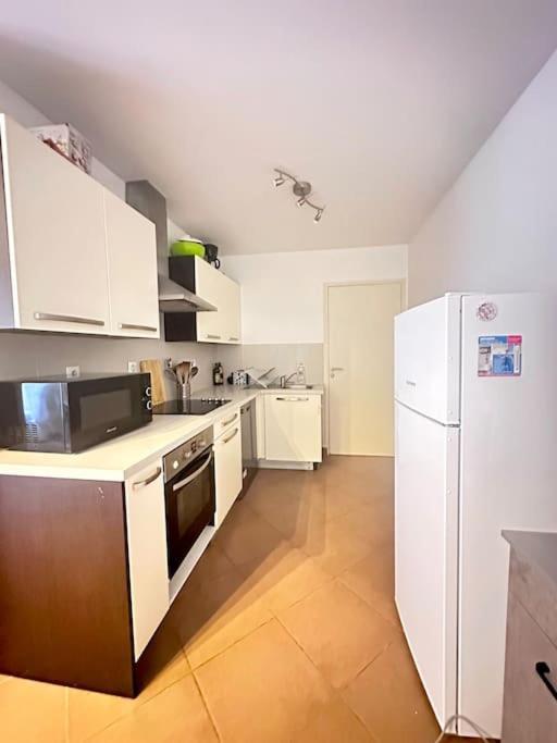 Appartement F3, 2 Chambres Ivry-sur-Seine Luaran gambar